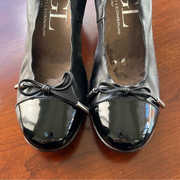 AGL Attilio Giusti Leombruni Black Leather Cap Toe Block Heel Bow Pump - 36.5